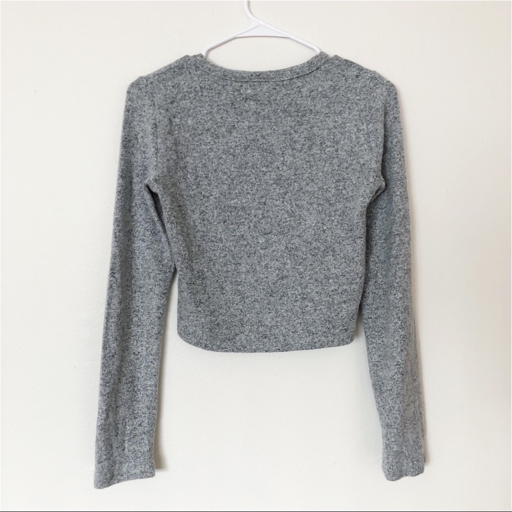 Zara Gray Fitted Cropped Knit Sweater - Picture 2 of 3